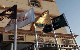 أجنحة الخزامى